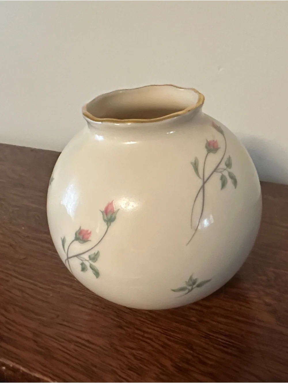 Lenox Cream Bud Vase with Pink Rose Sprigs and Gold Rim